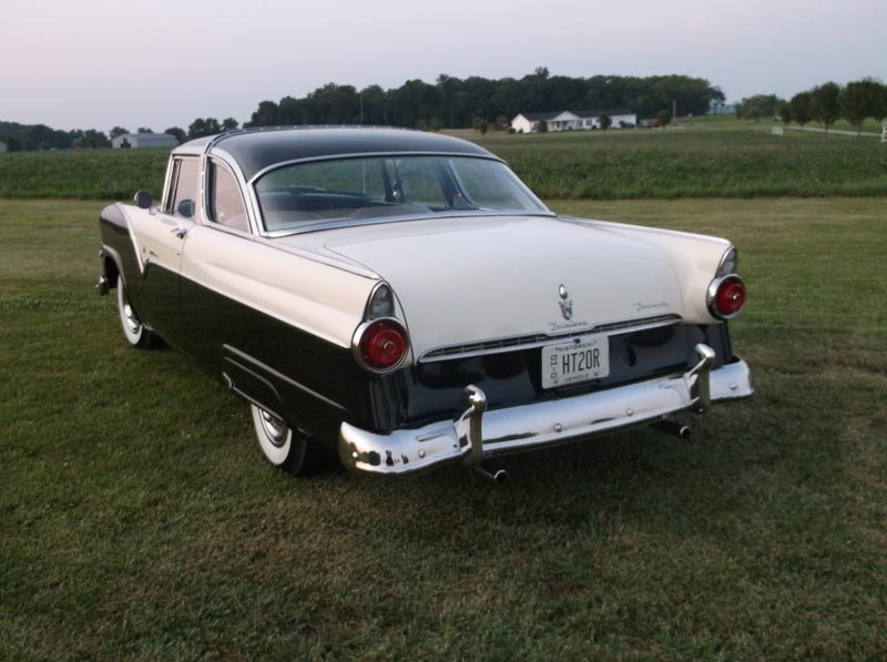 1955 Ford Fairlane Crown Victoria – Heacock Classic