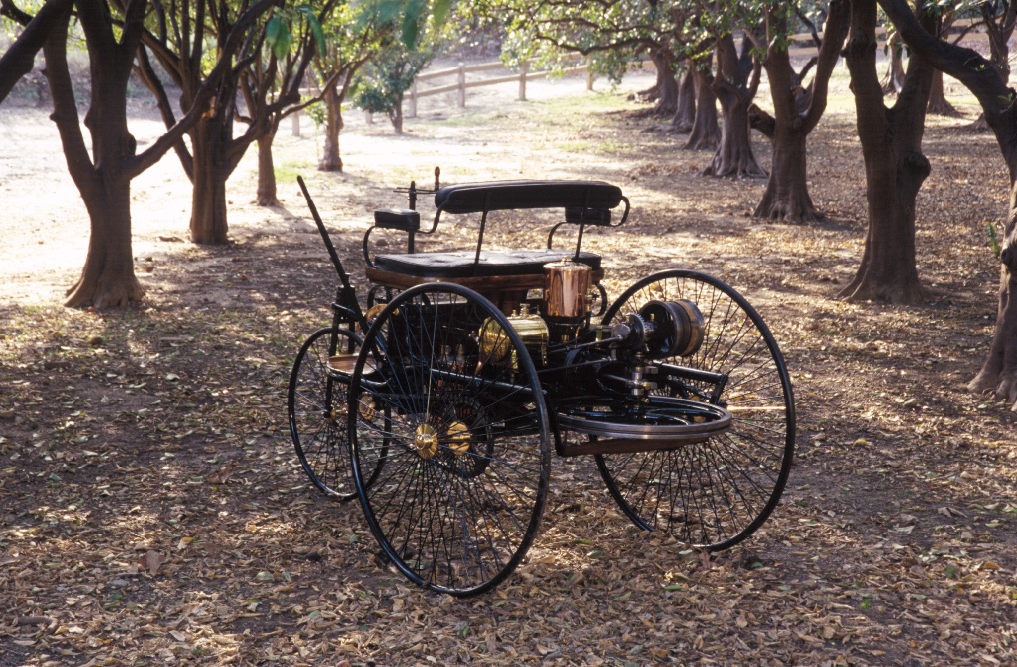 1886 Benz Patent Motorwagen rear end