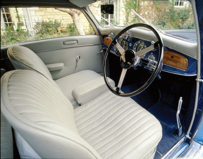 1938 Delage D8 120 Aerodynamic Coupe Interior