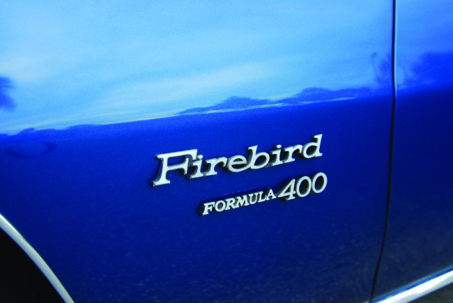1970 Pontiac Firebird Formula 400 Fender Badge