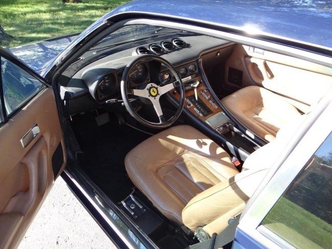 1979 ferrari 400A interior