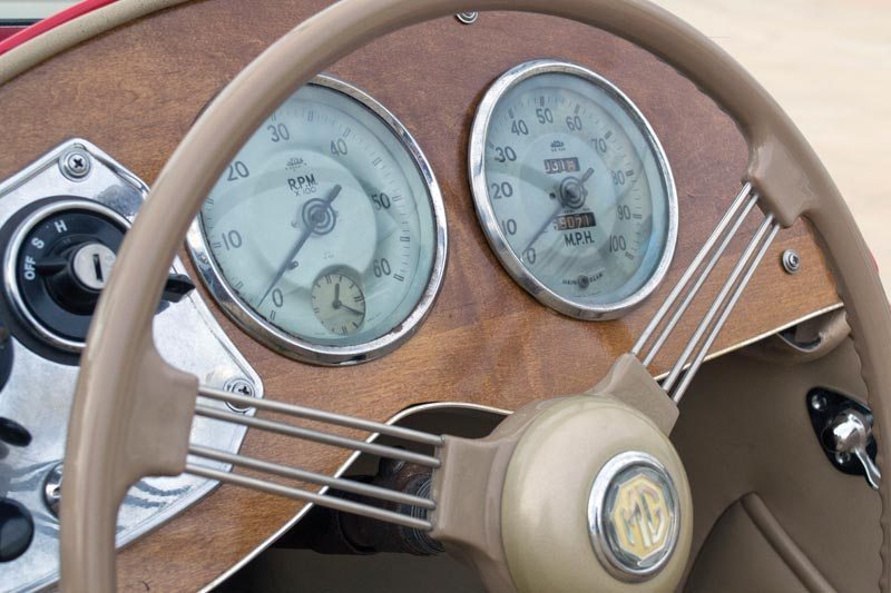 1950 MG TD Roadster Gauges and Steering Wheel