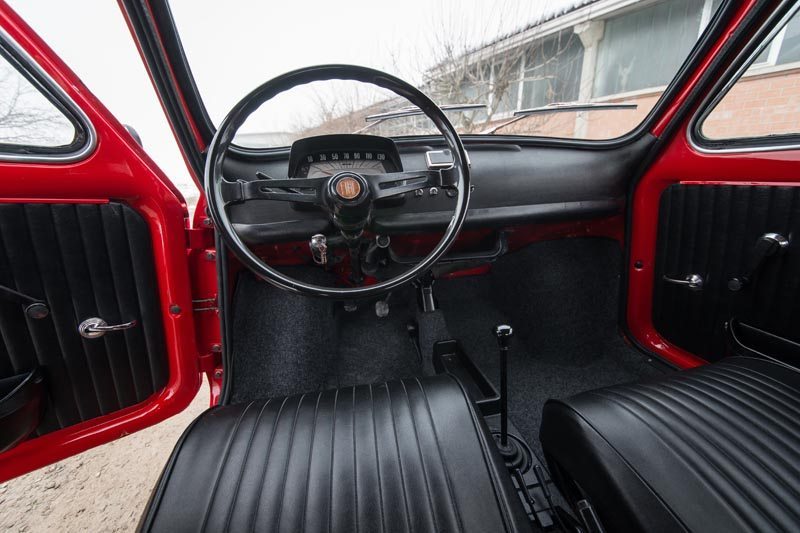 1972 Fiat 500L Interior