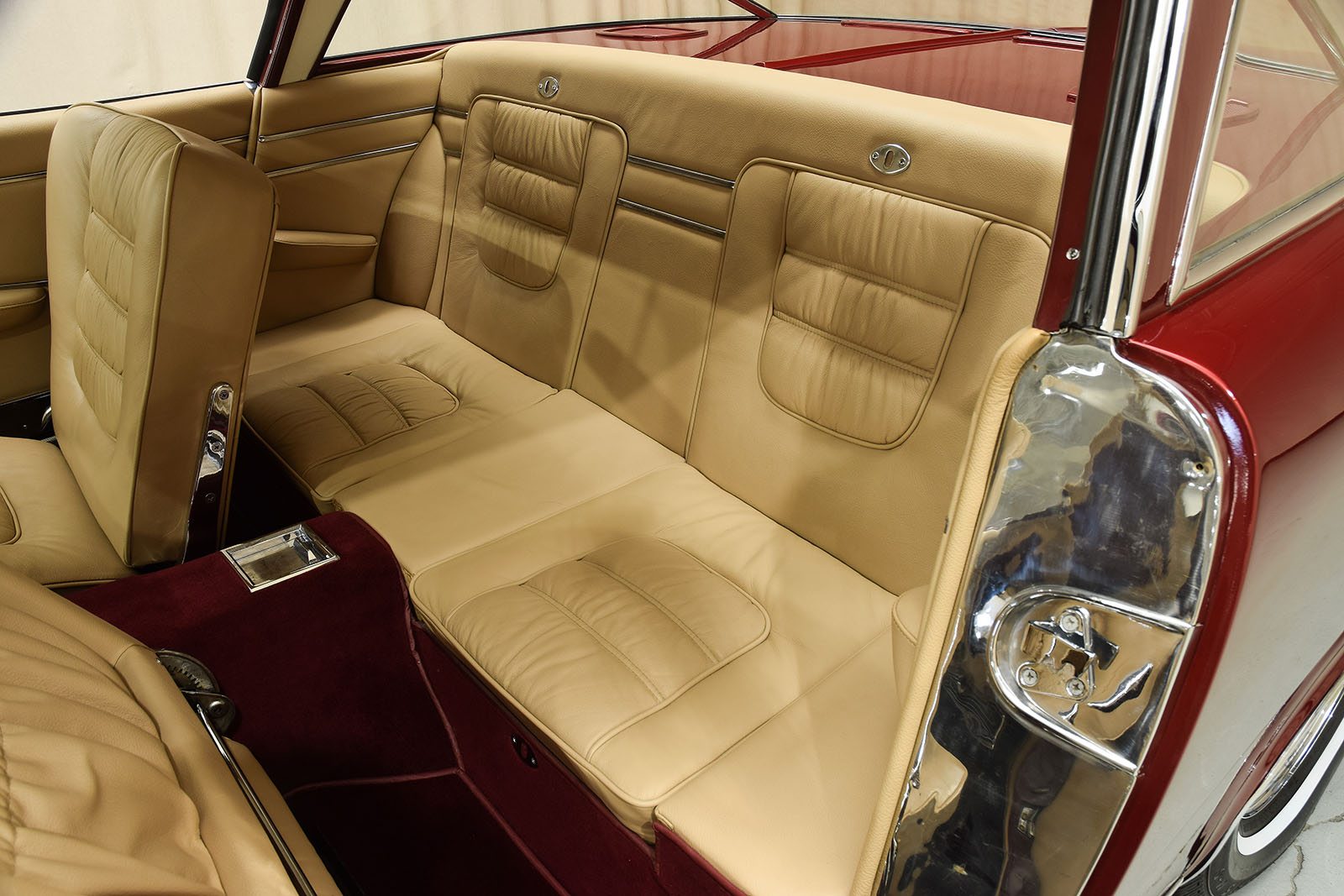 1963 Ghia L6.4 Coupe rear seat