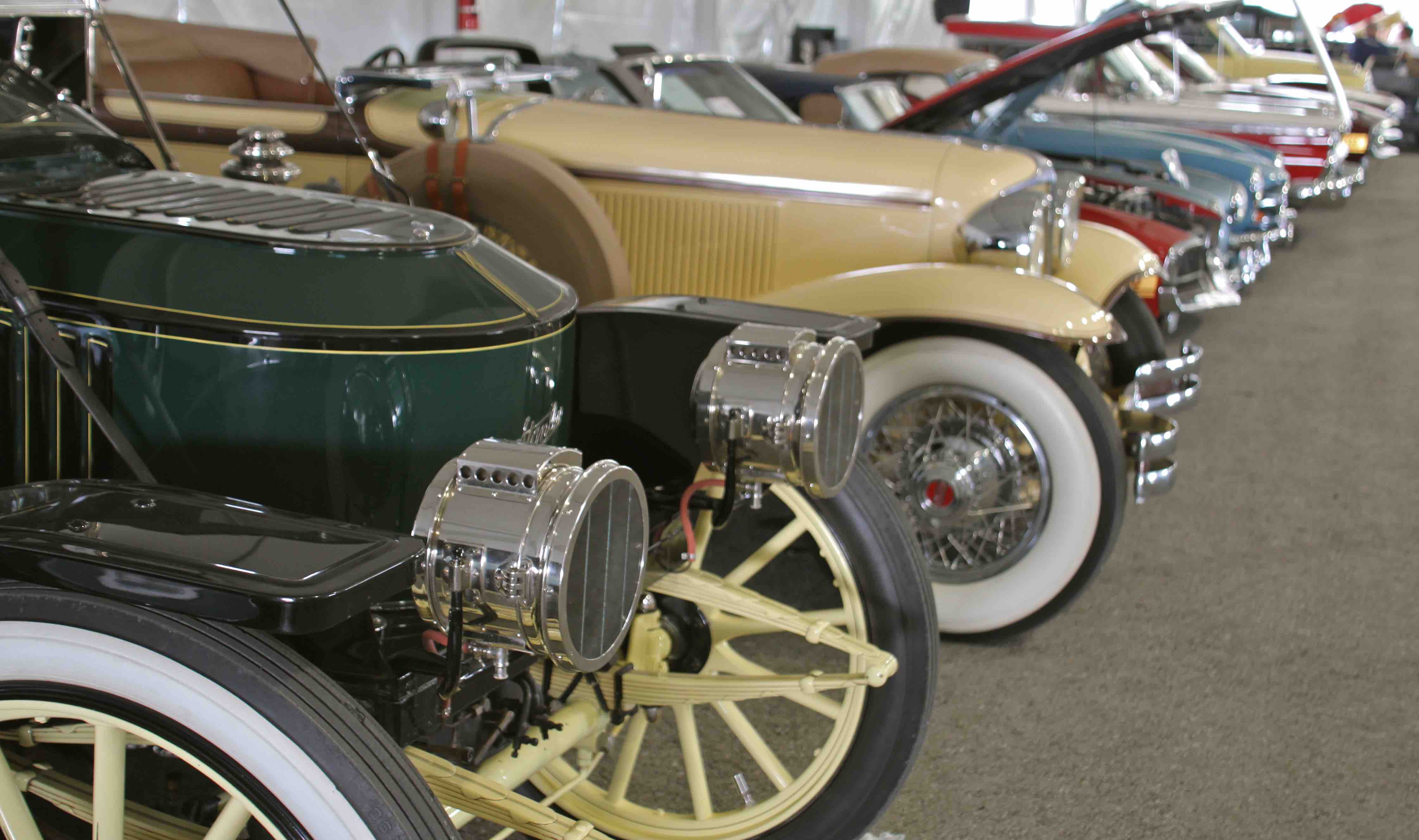 Antique and vintage cars lined-up in a 2016 auction