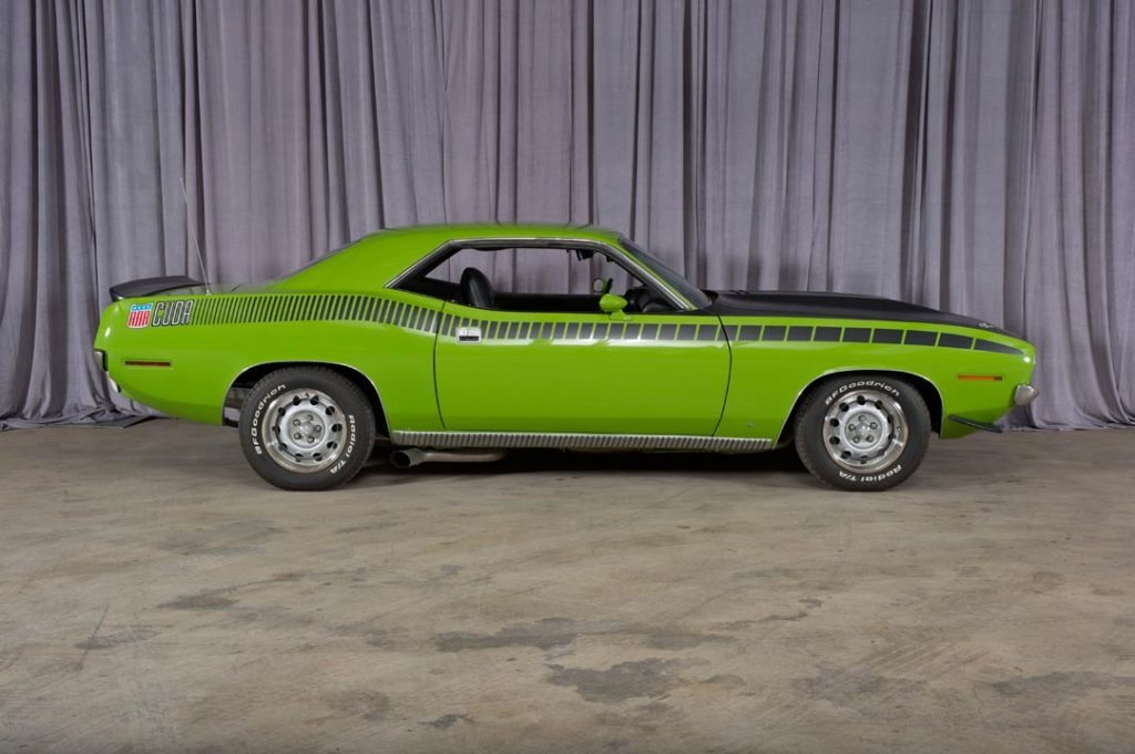 GE-QG-257 1970 PLYMOUTH BARRACUDA - HOCKEY STICK STRIPE with 383 - DECAL KIT