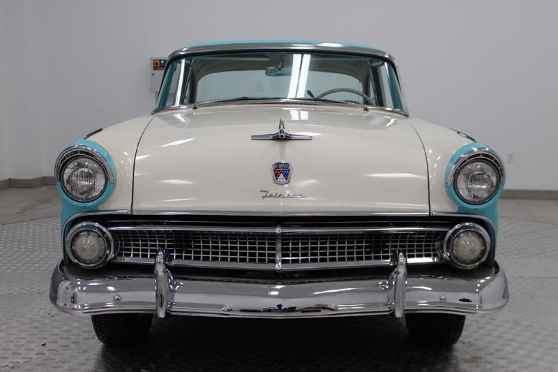 1955 Ford Fairlane Crown Victoria Front