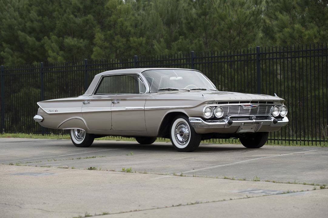 Chevrolet impala hardtop sedan